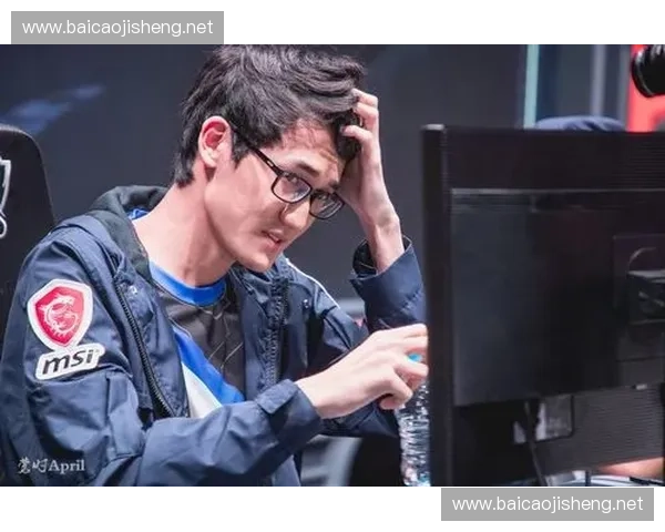 英雄联盟文森特:一位追寻正义与复仇的英雄背后隐藏的悲情故事 英雄联盟文森特:一位追寻正义与复仇的英雄背后隐藏的悲情故事